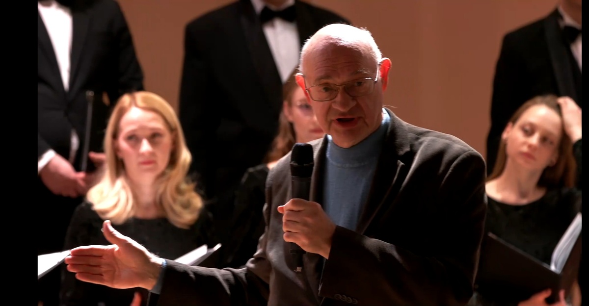 Ефрем Подгайц на сцене ЦКМ