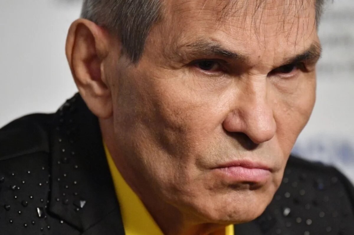    Алибасов после инсульта и ожога желудка соблюдает диету и много работает