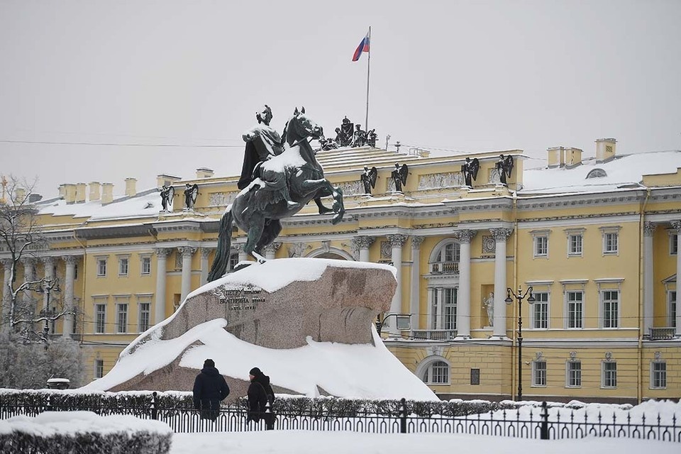    В зону особого внимания вошли памятник Маршалу Жукову и Медный всадник. Алексей БУЛАТОВ