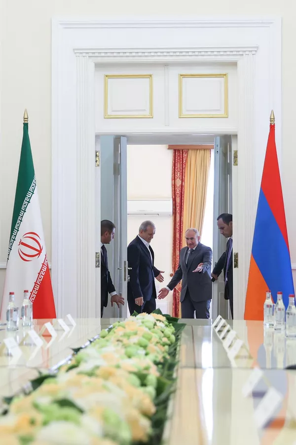 © Photo : official site of the President of IRI