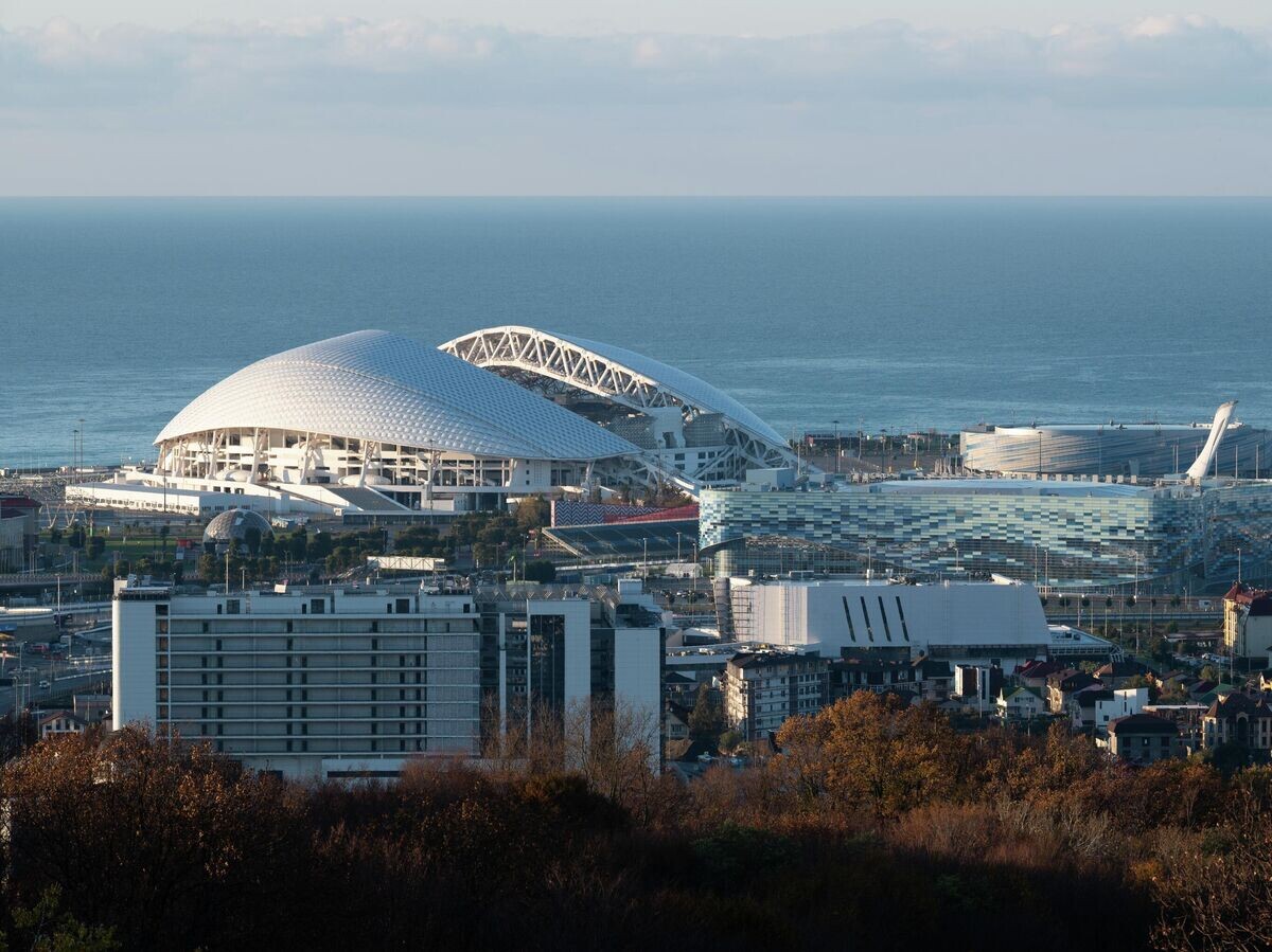    Стадион "Фишт" в Олимпийском парке в поселке городского типа Сириус в Краснодарском крае | © РИА Новости / Артур Лебедев