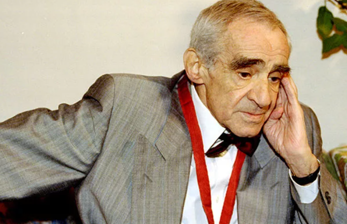 Не пошли по стопам родителей: кем стали дети известных советских актеров