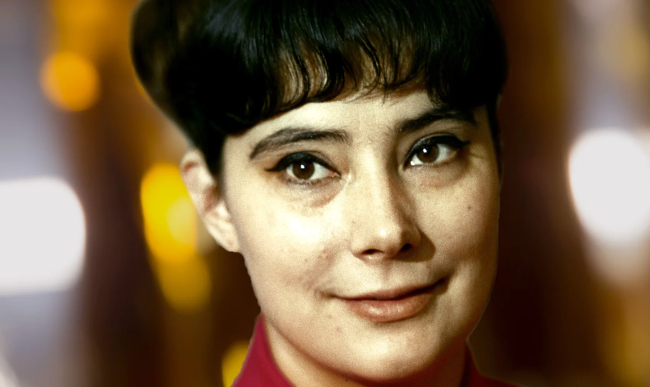 Не пошли по стопам родителей: кем стали дети известных советских актеров