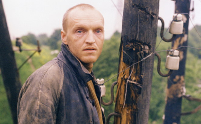 Не пошли по стопам родителей: кем стали дети известных советских актеров