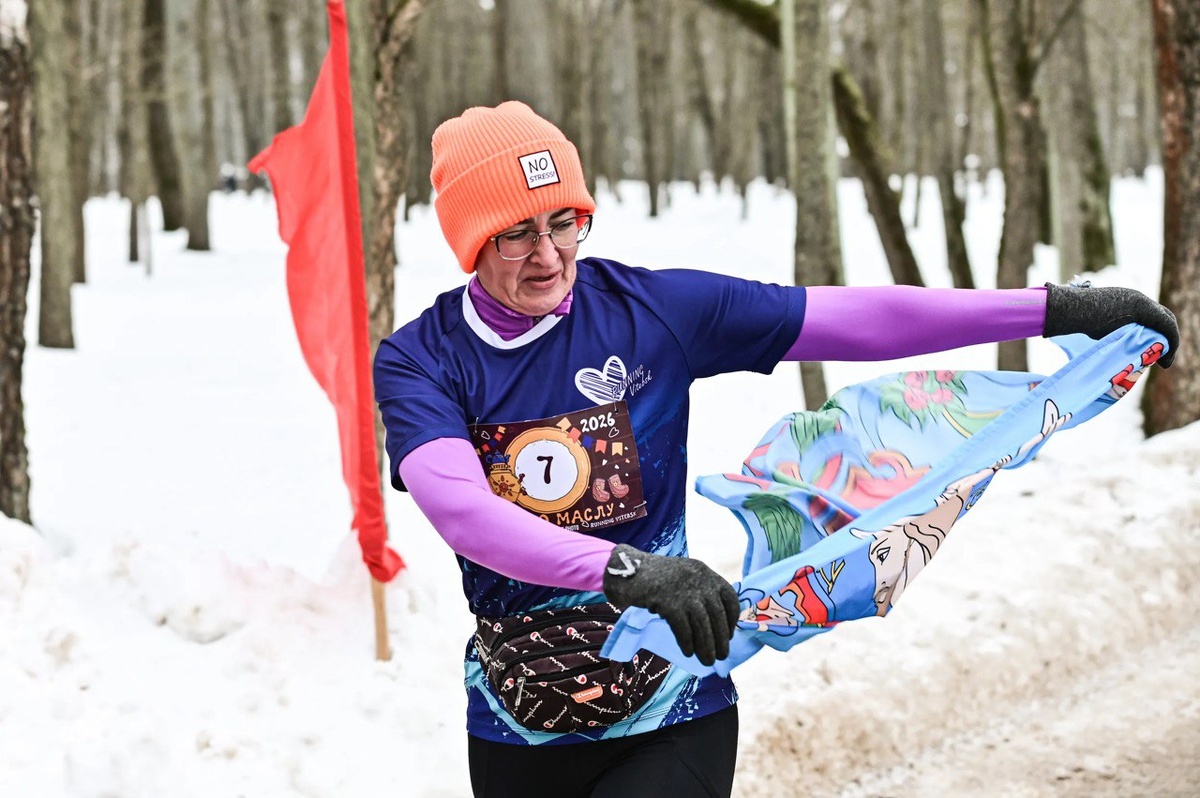 Городской забег на Масленицу в Витебске, 22 февраля, парк Мазурино. Фото: Сергей Стрижонок