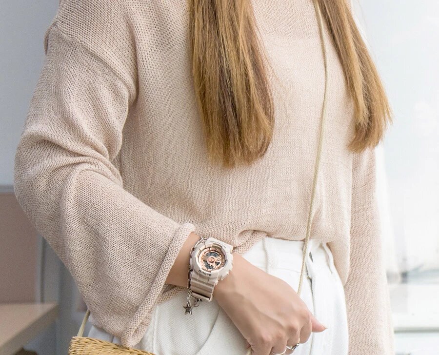 Малый вес делает ношение комфортным — рука в течение дня не устает 