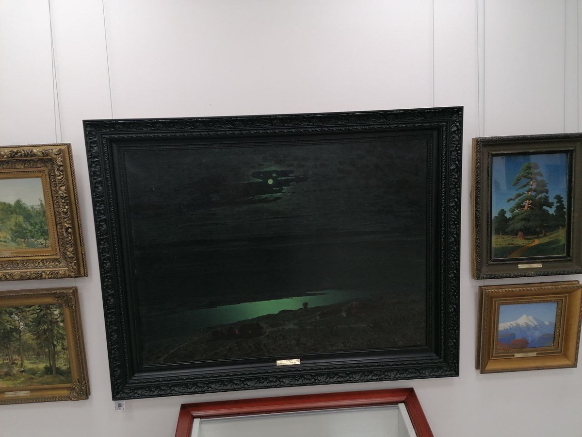 А.И. Куинджи "Ночь на Днепре", 1882 год. Симферопольский художественный музей.  