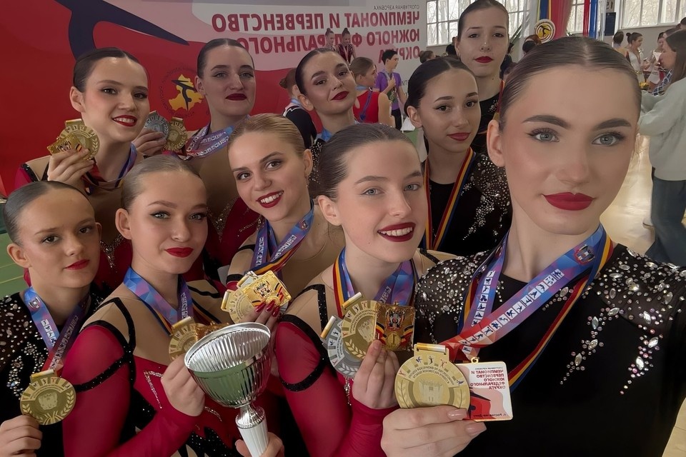    Спортсмены ДНР продемонстрировали блестящие результаты на чемпионате и первенстве Южного Федерального округа по спортивной аэробике. Фото: ТГ/Ширшов