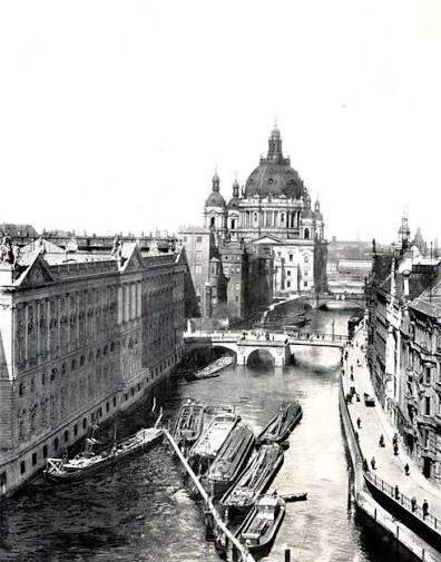 Фото Берлин 20-30е голы, взято с открытых источников