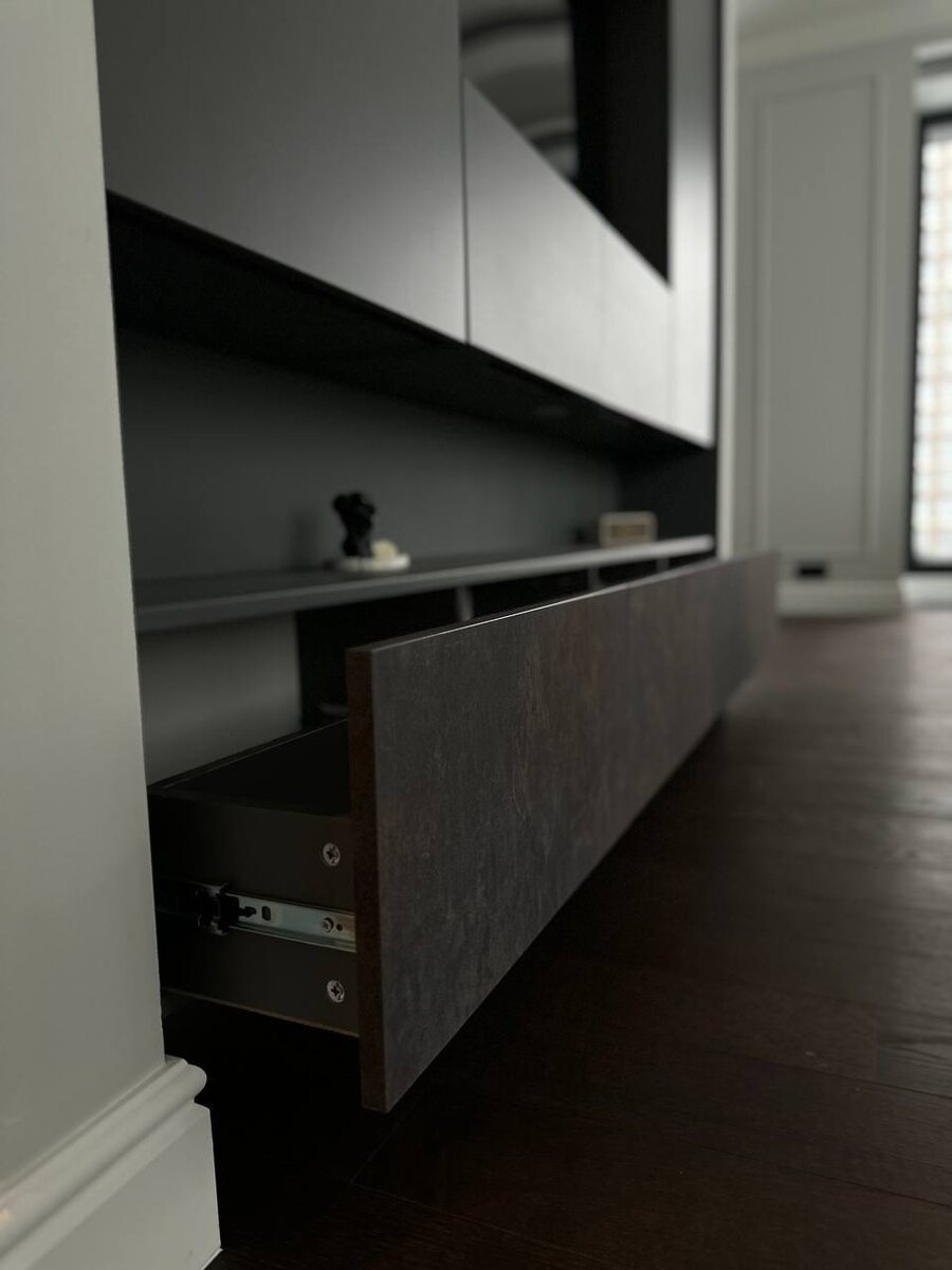 #встроенныйшкаф #гостинаямечты #дизайнинтерьера #мебельназаказ #современныйинтерьер #стильныйдом #индивидуальныйпроект #Бенедиктыч #ОФМЕ