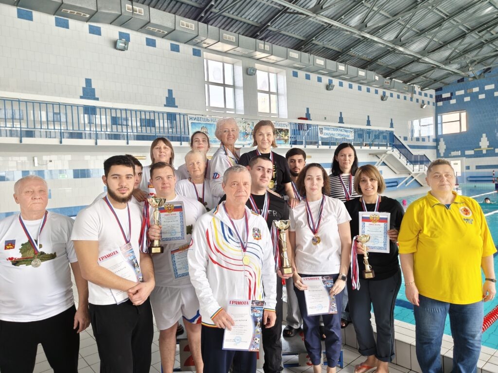      На фото: участники Спартакиады по плаванию Ирина