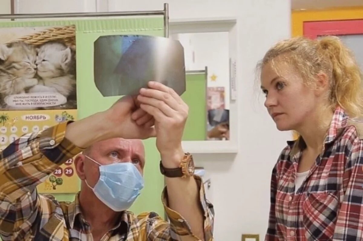    Ортопед Коробейников оказывает консультацию до поездки в отпуск в Таиланд