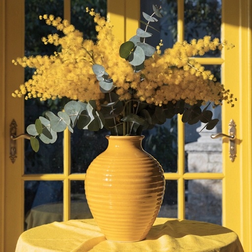    Весенний букет мимозы в вазе Кристина Борунова