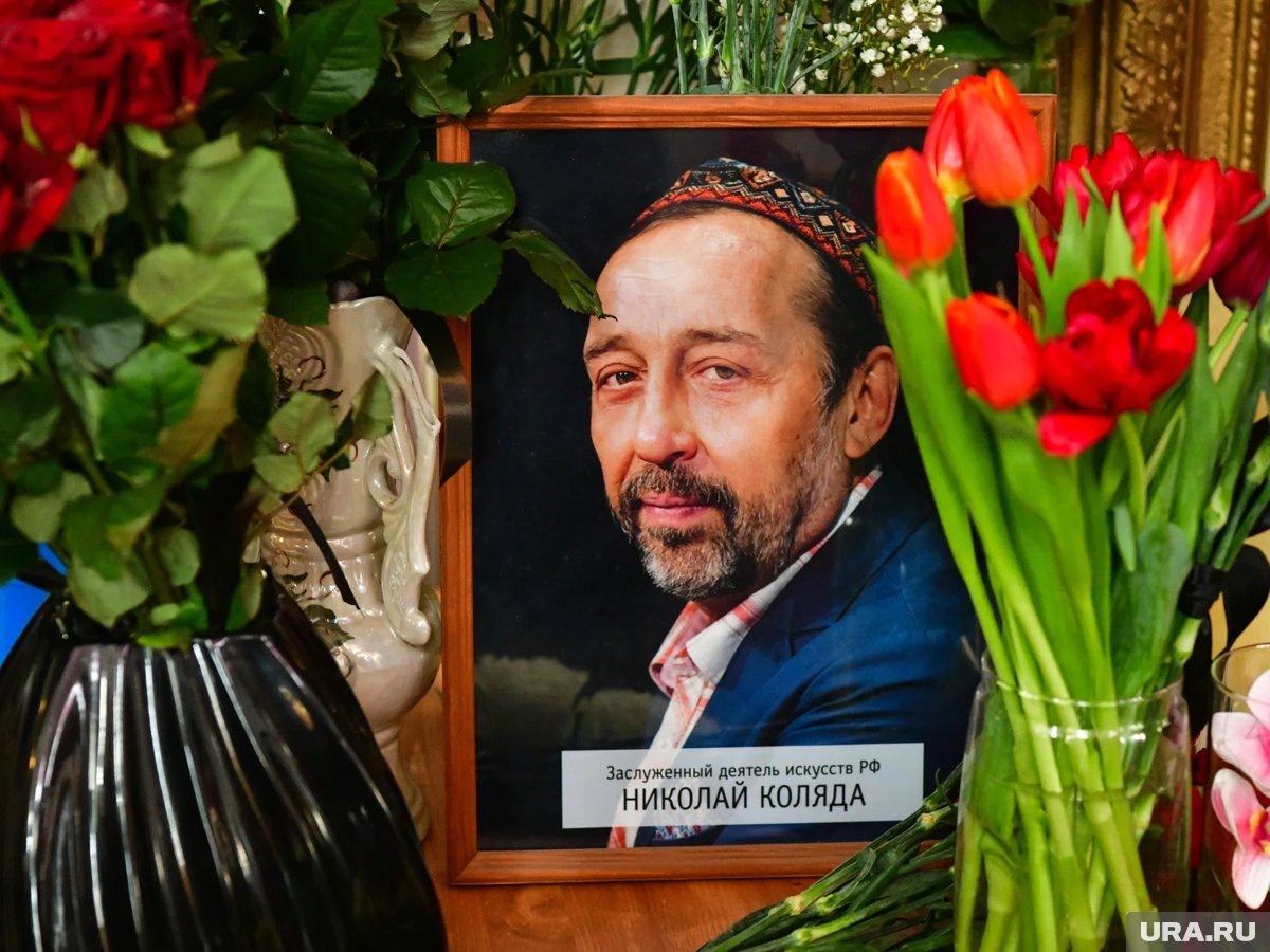     Как будет существовать театр без своего режиссера - пока открытый вопрос