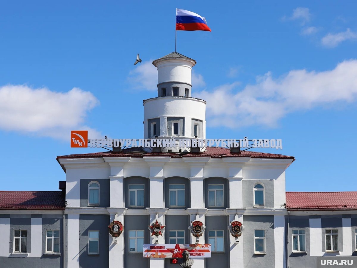     Персонал ПНТЗ ждет переобучение после приостановки прокатного цеха