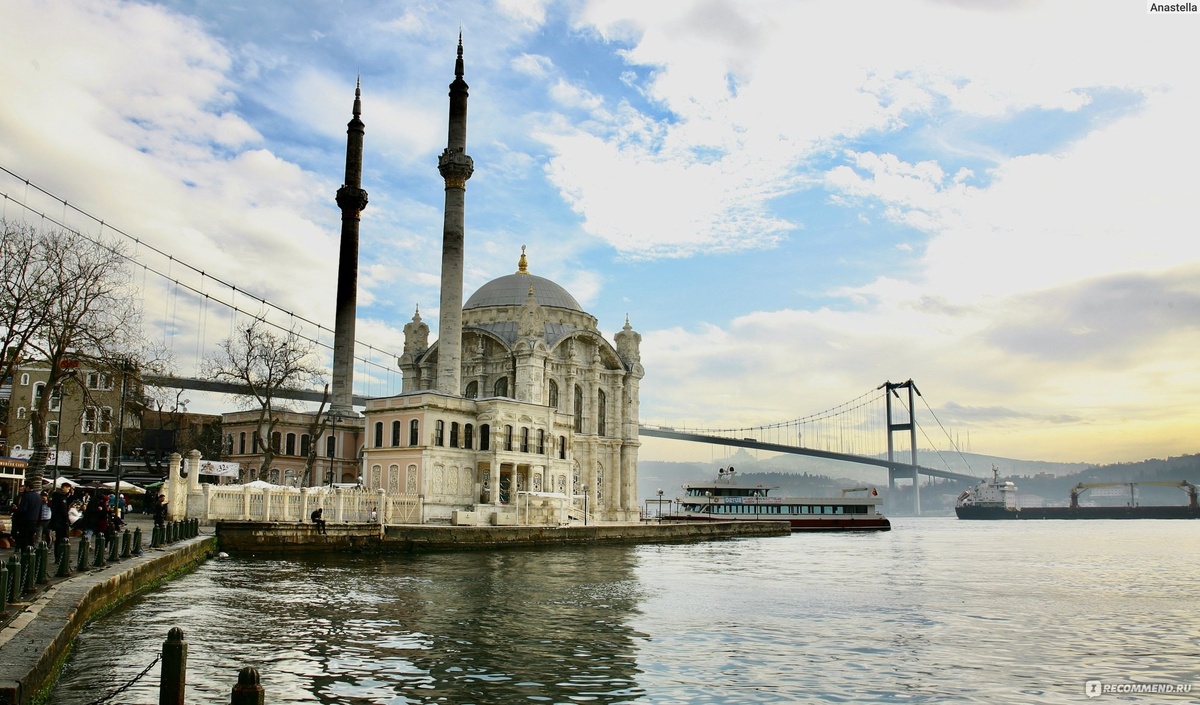 Мечеть Ортакей в Стамбуле. 1853 год.