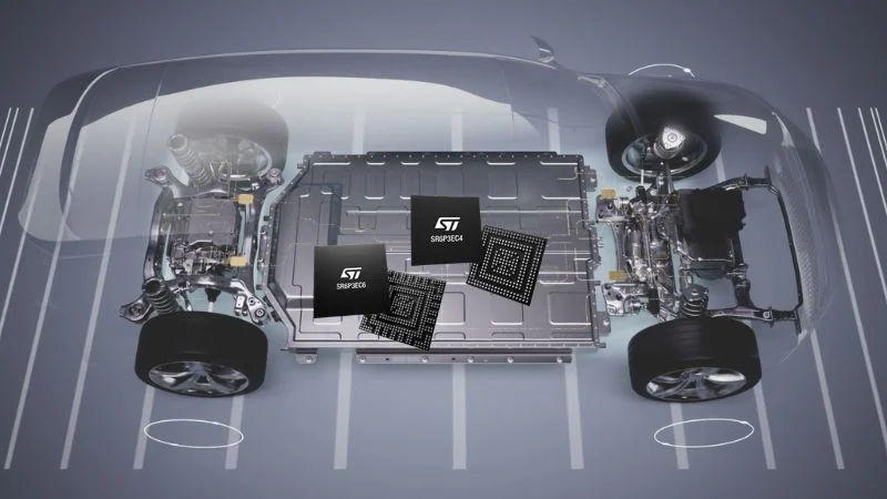 По словам ST, новое устройство — это первый автомобильный микроконтроллер со встроенным ускорителем нейронных вычислений.