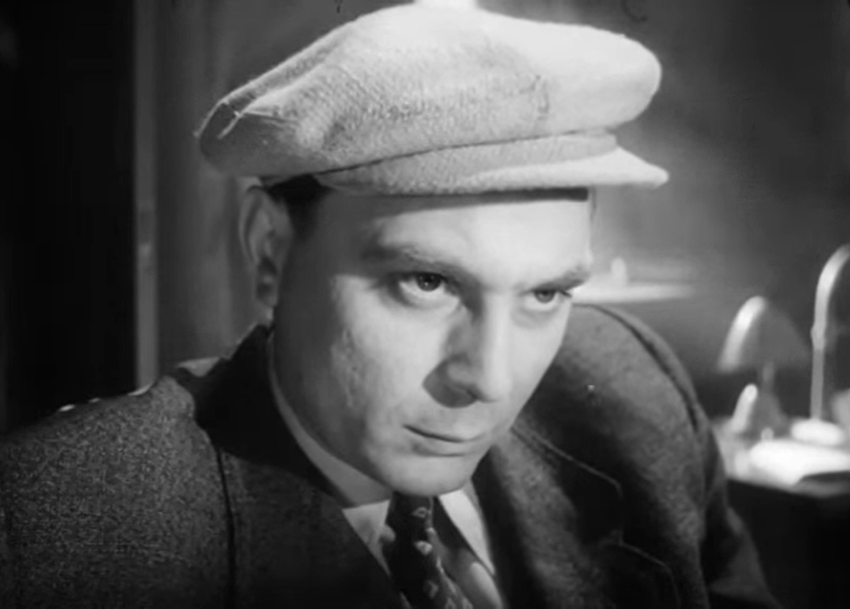 Кадр из кинофильма "Дело "пестрых", 1958 г., режиссер Николай Досталь, сценаристы Аркадий Адамов, Анатолий Гранберг, композитор Михаил Чулаки (скриншот)