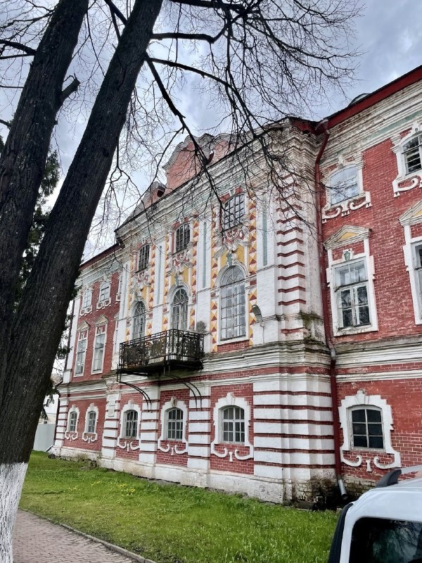 Архиерейский двор. Вологда © "Покажу Москву"