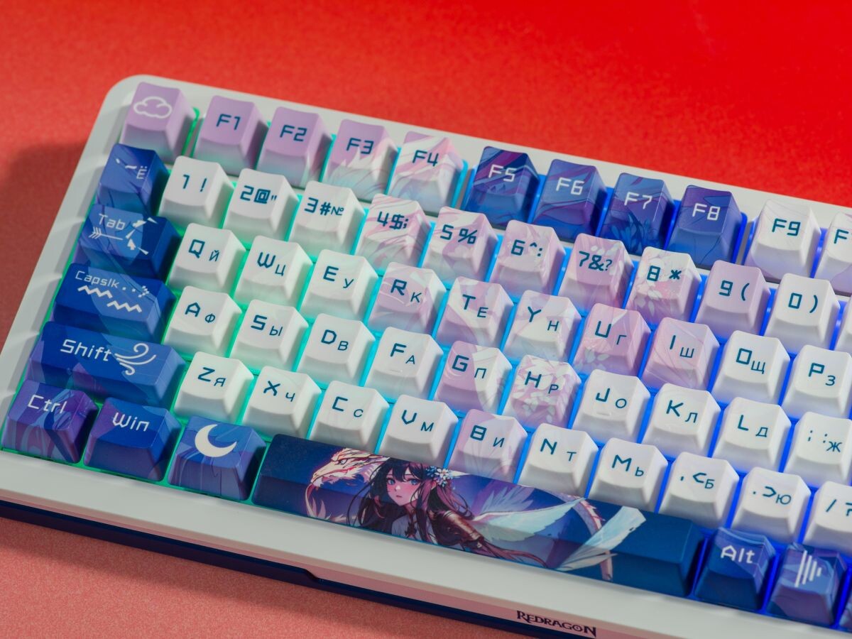    Выглядит ярко, работает тихо. Чем ещё интересна игровая Redragon Flekact Pro?