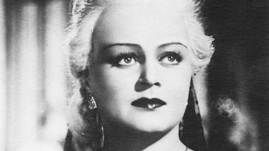 «Я — великая по сравнению со Смирновой, Мансуровой, Мордюковой»: как гордая красавица Татьяна Окуневская влюбляла в себя выдающихся мужчин