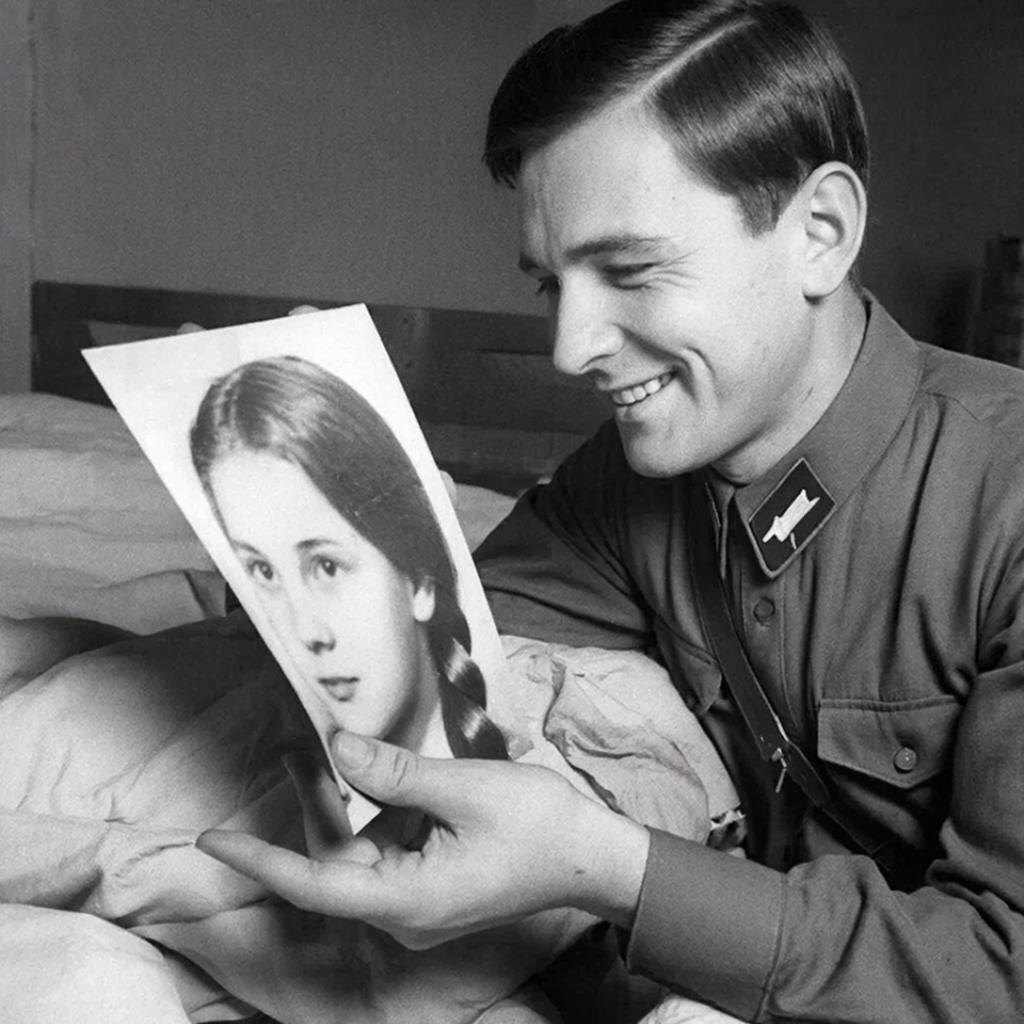 Изображение сгенерировано сервисом GigaChat 