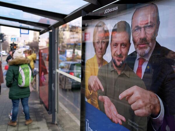    © AP Photo / Bela Szandelszky