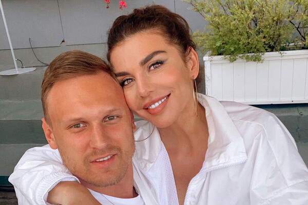 Янис Тимма и Анна Седокова, 2023 год / annasedokova/Instagram   📷