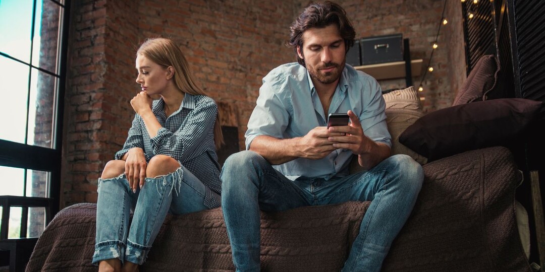 – Я тебе не прислуга! Женушку свою заставляй готовить, – любовница показала лицо