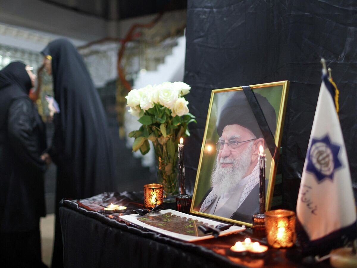    Портрет Али Хаменеи | © REUTERS / Hasnoor Hussain