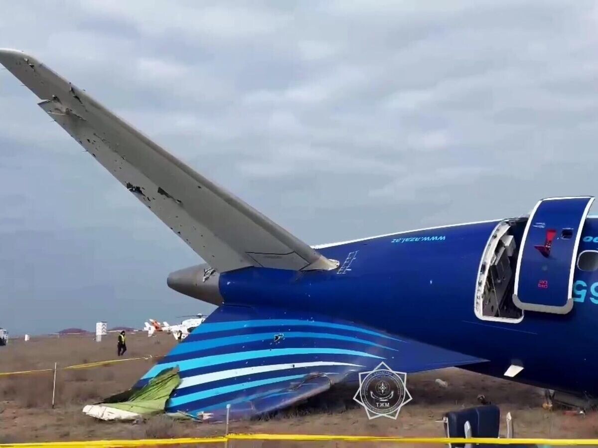    Крушение самолета в Актау | © РИА Новости / МЧС Республики Казахстан