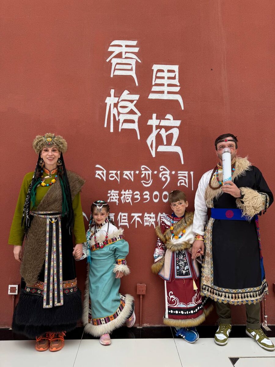 Руководитель отдела продаж Del Are, Анастасия Новикова со своей семьей