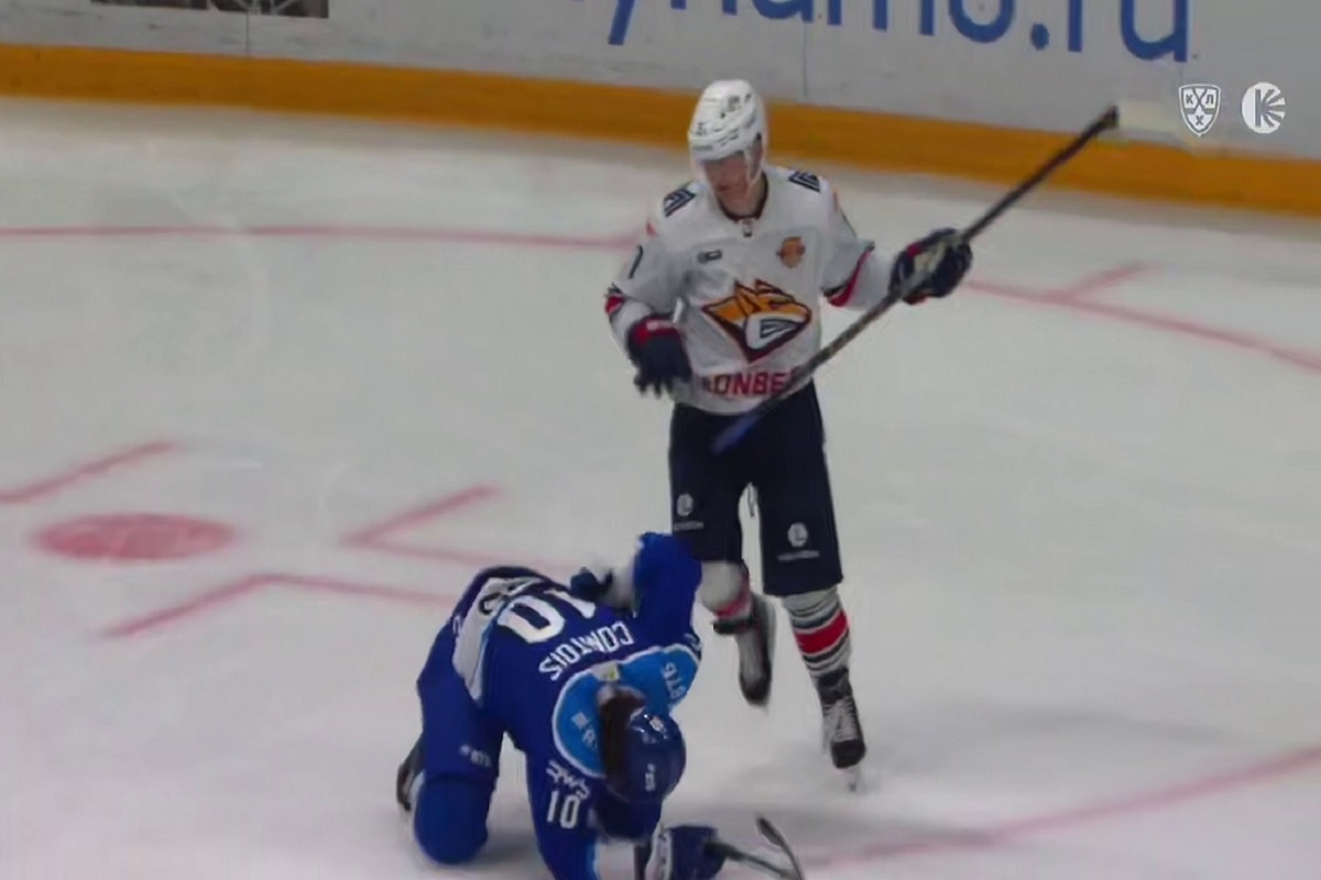    Фото: Кадр трансляции матча, источник: «СЭ» Хоккейный