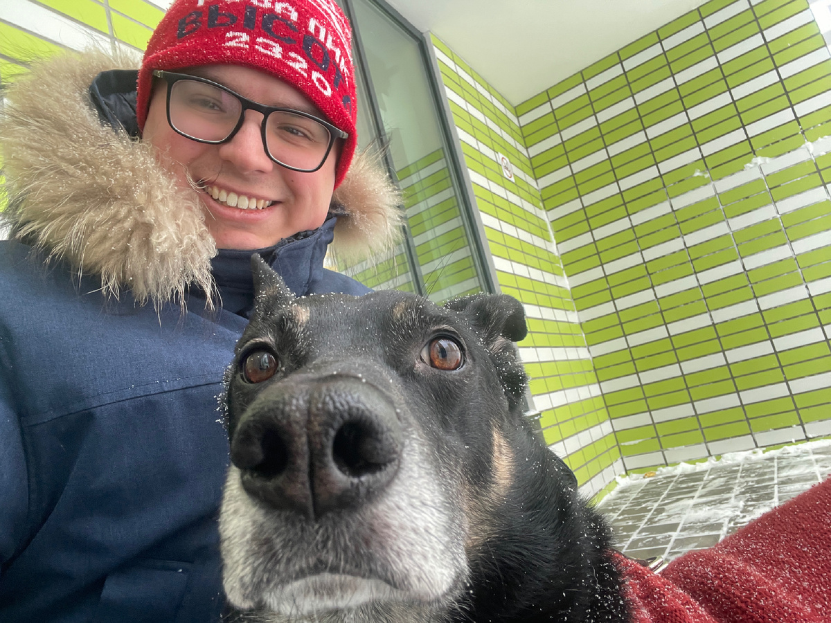 Тут я с Мишей! И сразу первый пункт!