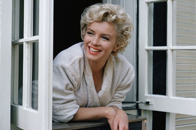 Мэрилин Монро во время съемок фильма "Зуд седьмого года". Фото Сэма Шоу, 1954 год.