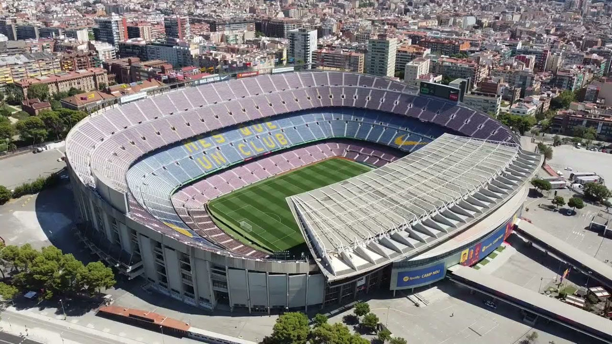 Вид на стадион до реконструкции