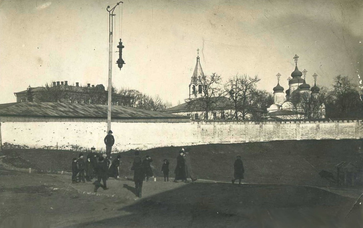 Вид на Спасо-Преображенский монастырь. 1900-1910 годы.