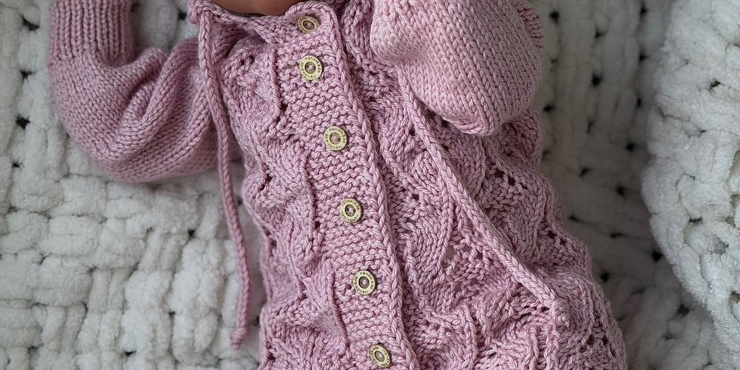 Мастер-класс по вязанию спицами комбинезона «Мой котенок»