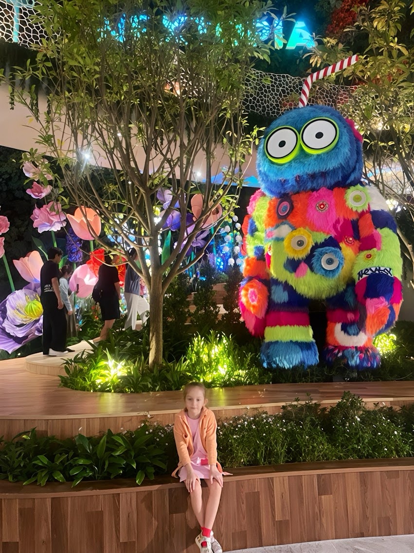 Nextopia (листайте карусель)