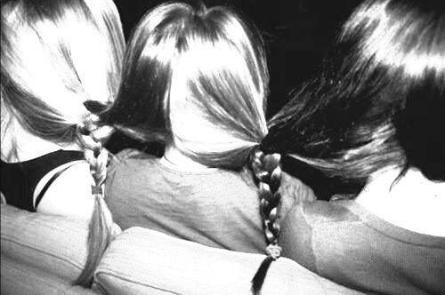 Немного страшная история