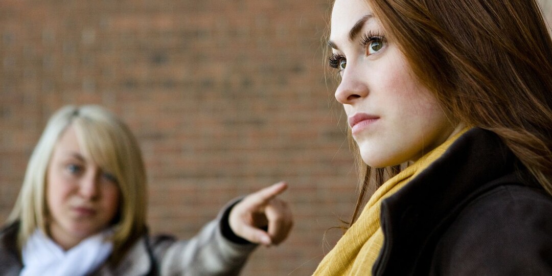 – Разве мой муж не сказал, что беден? Квартира, машина и дача мои? – улыбаюсь любовнице. Часть 2