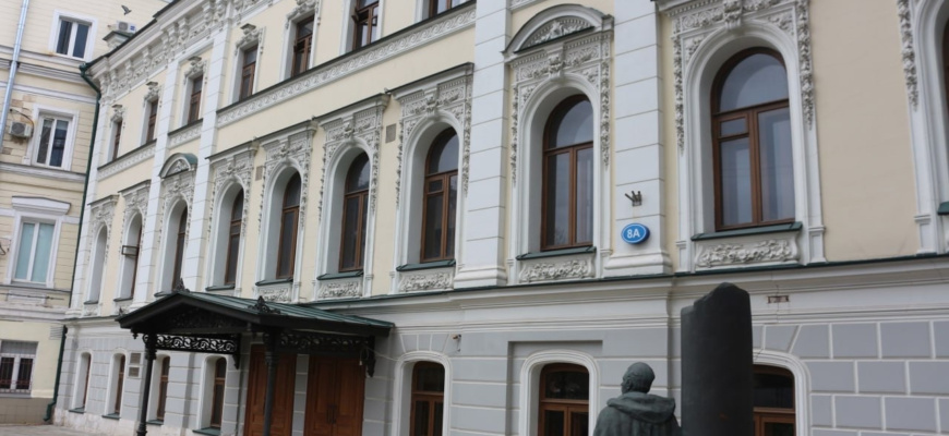    Школа журналистики им. Владимира Мезенцева отвечает 23- ий день рождения Борис Пантелеев