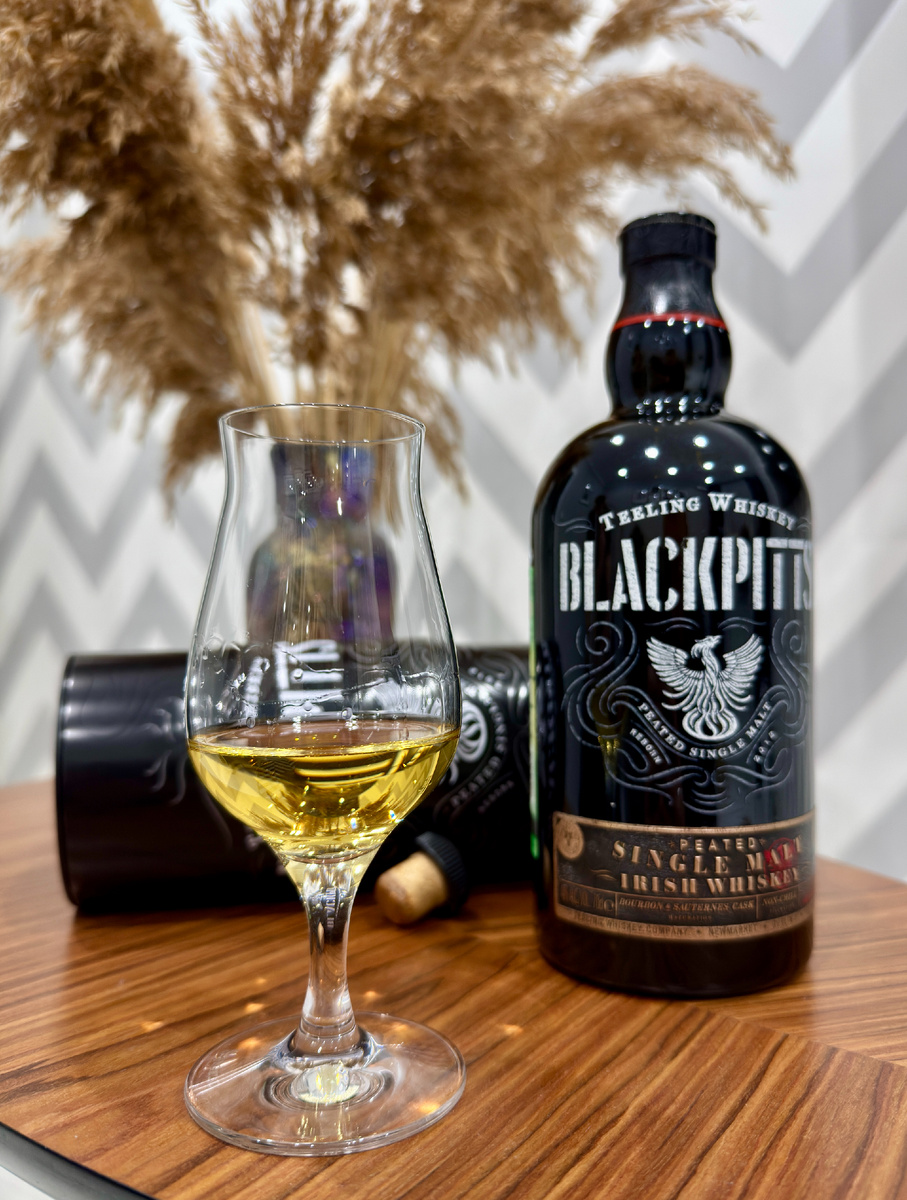 Цвет довольно светлый, но красивый.