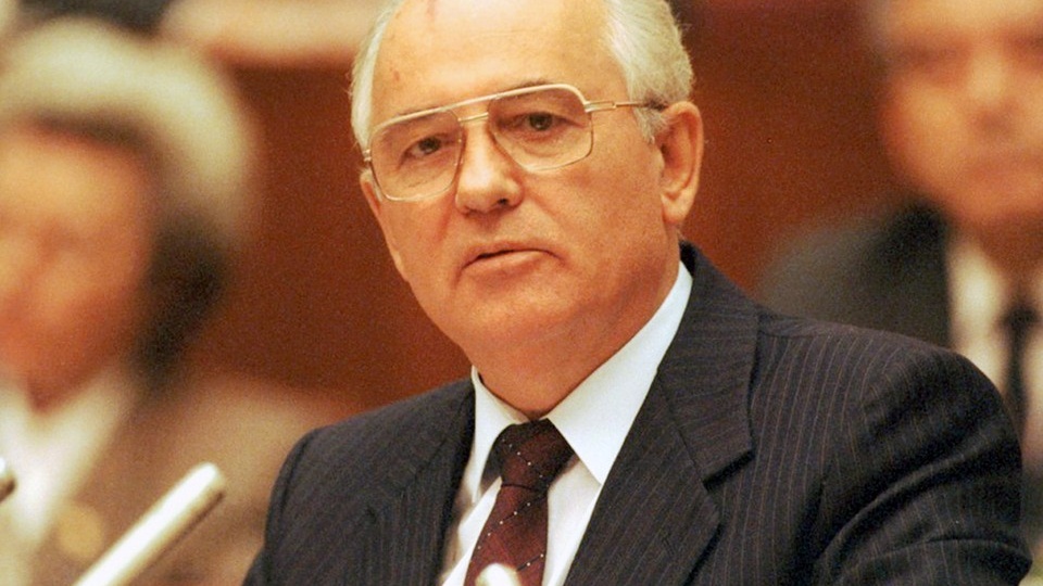 KP.RU: 91% опрошенных россиян считают Горбачева отрицательной личностью