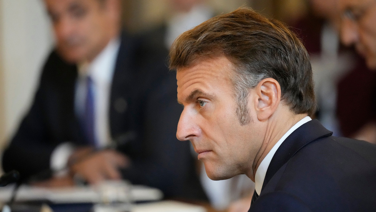    Эммануэль Макрон АР