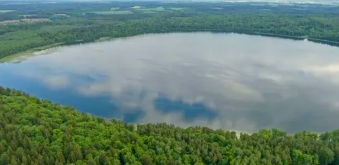 Озеро Свитязь: Загадки и история затонувшего города
