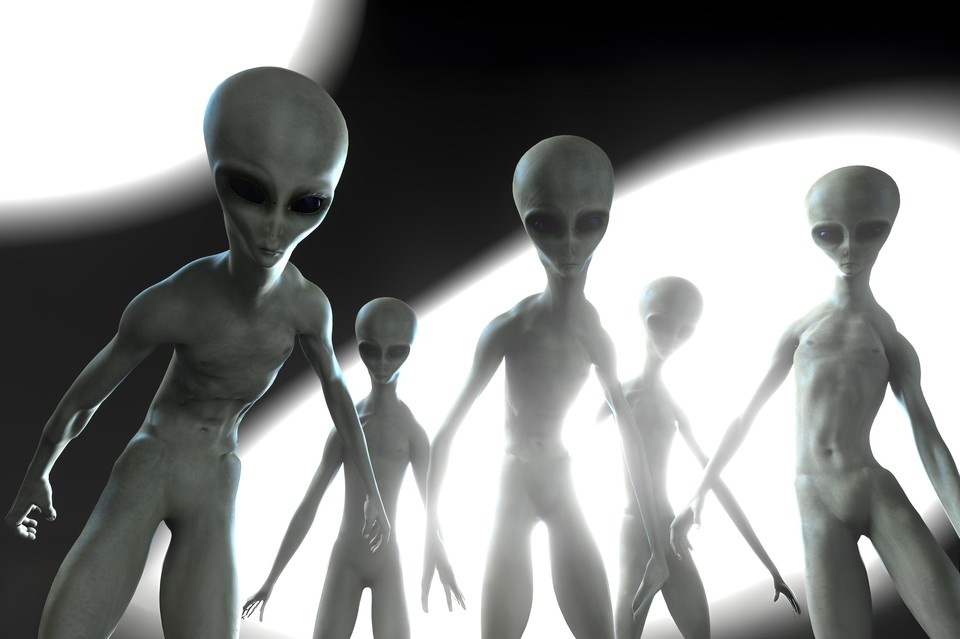    Вера в инопланетян обретает денежное выражение. Фото: Denis---S/Shutterstock/Fotodom.