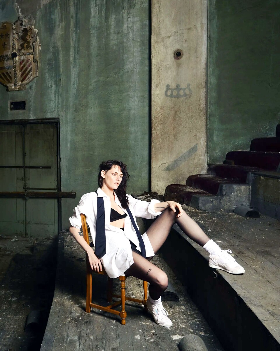  Кристен Стюарт в кинотеатре Highland Theatre