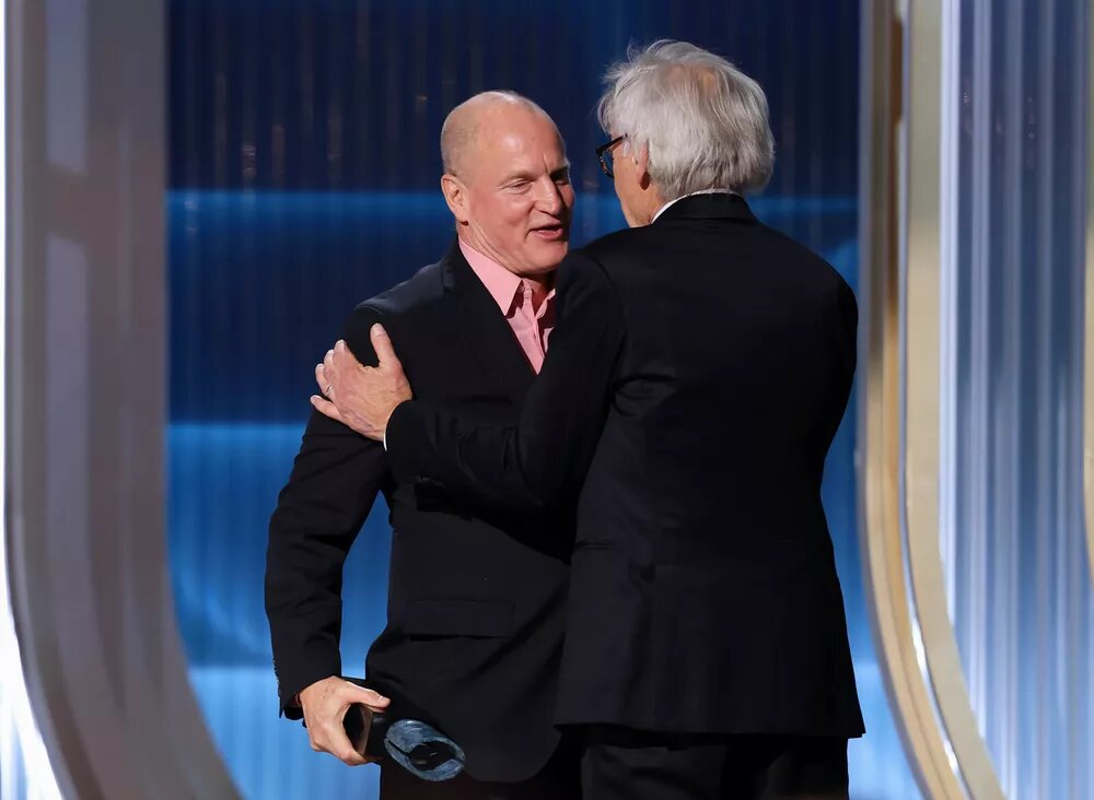 Харрельсон и Форд📷
