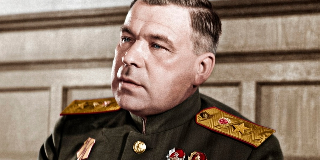 Единственный беспартийный маршал, который ещё и служил в армии Колчака